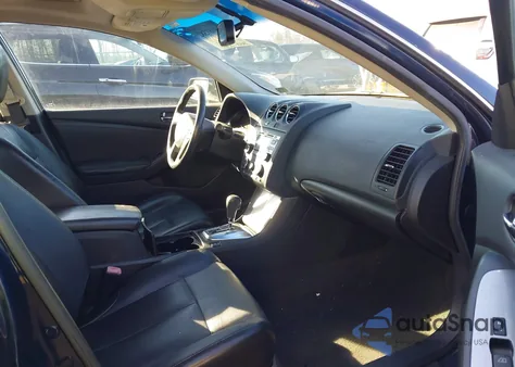 2010 Nissan Altima 2.5 S z USA, uszkodzony, nr VIN 1N4AL2AP7AC164869